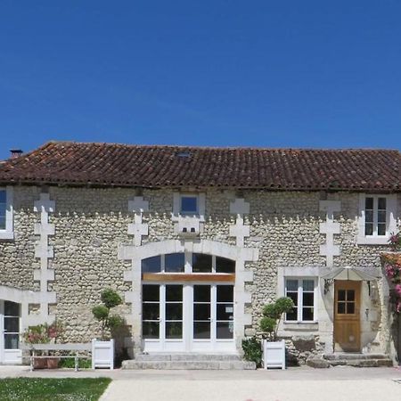 La Grange De Lucie -Chambres D'Hotes En Perigord-Dordogne Nanteuil-Auriac-de-Bourzac Экстерьер фото