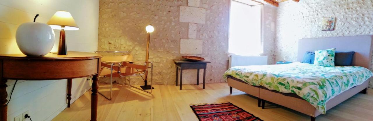 La Grange De Lucie -Chambres D'Hotes En Perigord-Dordogne Nanteuil-Auriac-de-Bourzac Экстерьер фото